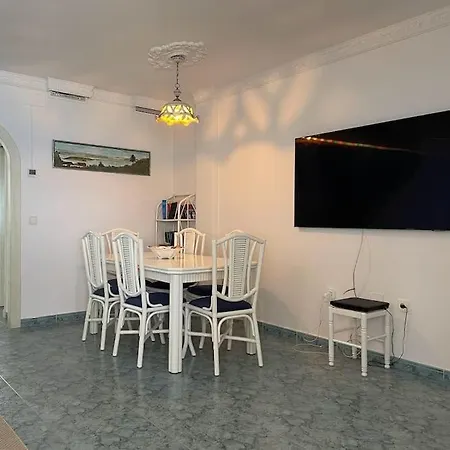 Terraced House By The בית נופש אוריהואלה